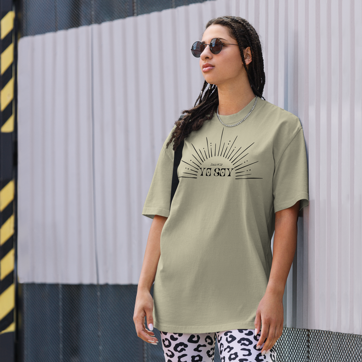 "Yo Soy La Luz del Mundo" Oversize Shirt